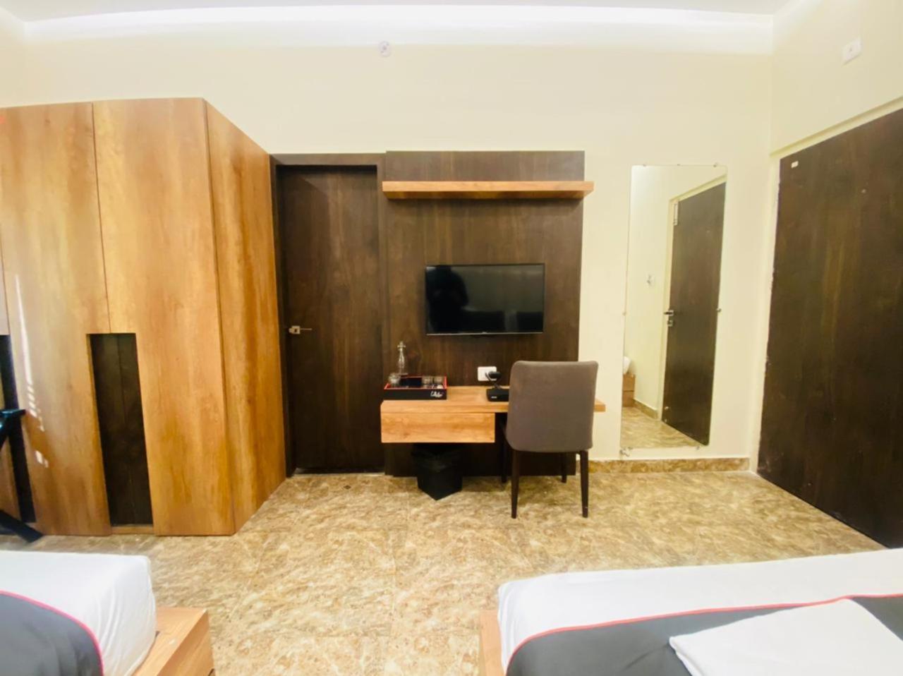 Banaras Grand Hotel